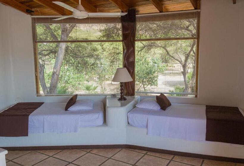 프레지덴셜 스위트, Punta Sal Suites & Bungalows Resort