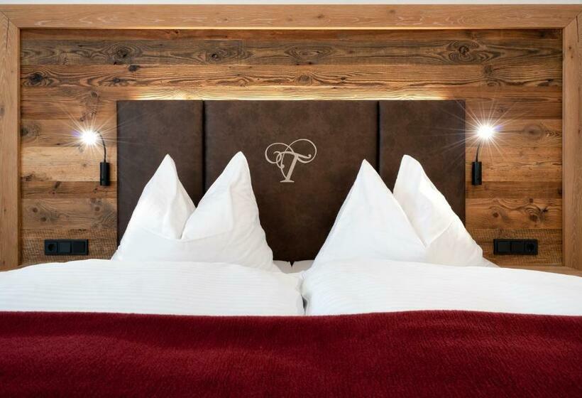 Номер Стандарт с Балконом, Der Tröpolacherhof Hotel & Restaurant
