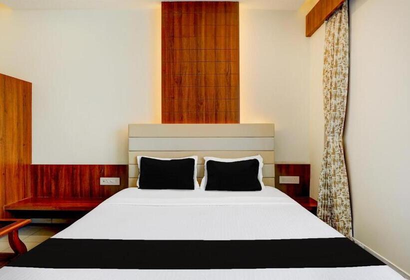 Трехместный Номер Классика, Oyo Hotel Shreeji