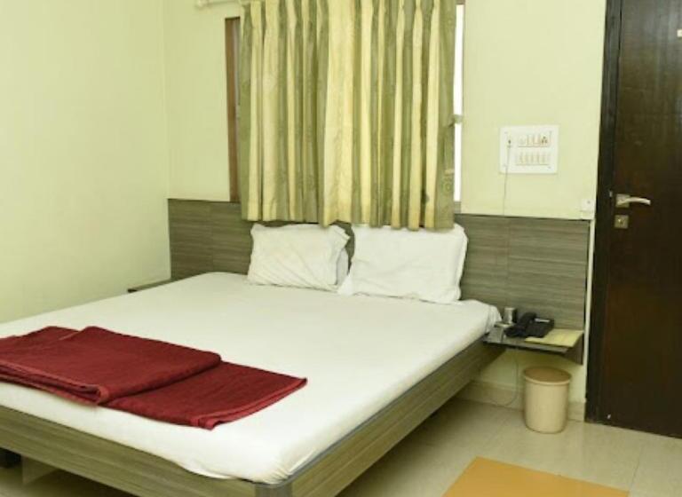 Номер Deluxe, Anjali Palace Bhuj