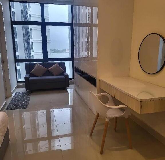 استودیو استاندارد با چشم‌انداز استخر, The Shore By Petite Residence