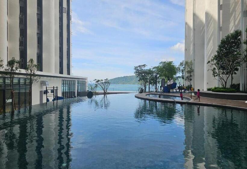 스탠다드 스튜디오 풀장 전망, The Shore By Petite Residence