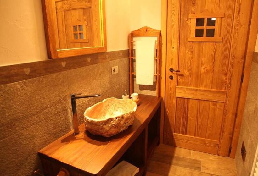 اتاق لوکس, Mi Casa Tu Casa