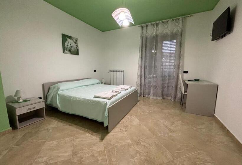 バルコニー付きデラックスルーム, Casa Scirocco Pontelatone