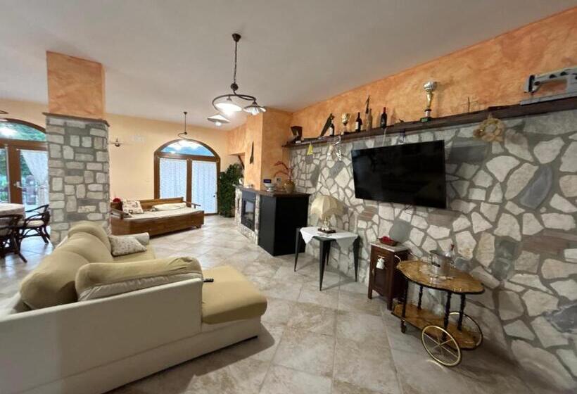 Номер Deluxe с Балконом, Casa Scirocco Pontelatone
