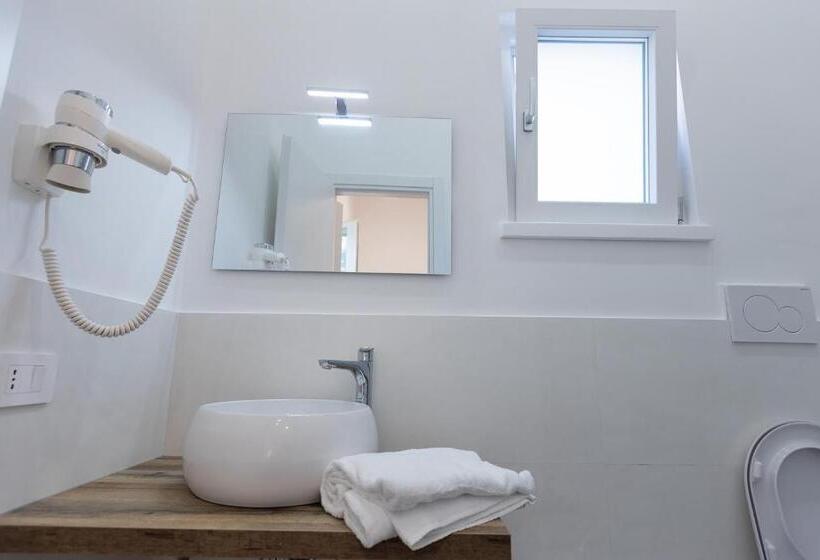 Номер Стандарт, Malafemmena Guest House Positano