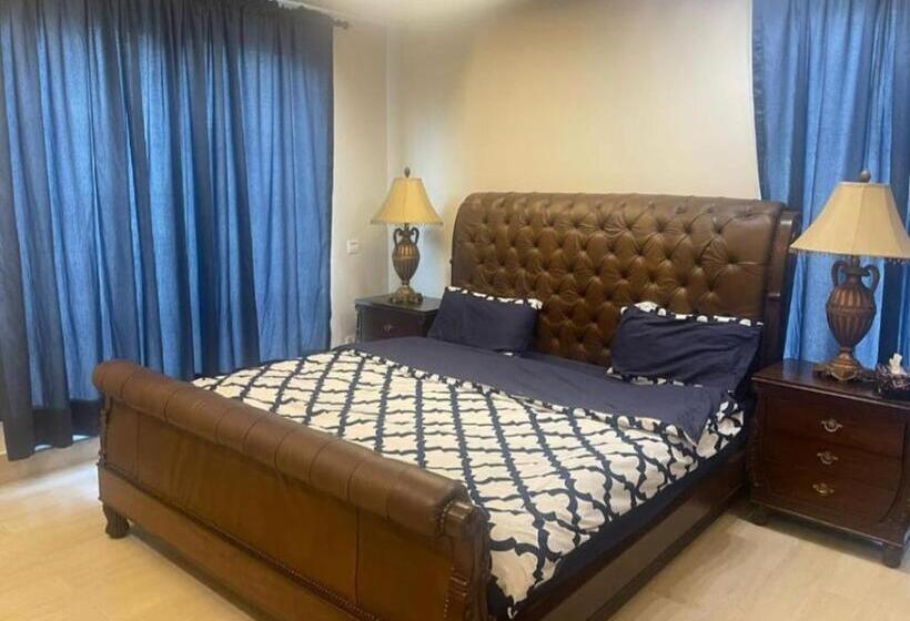 اتاق استاندارد, Oasis Lounge Suites 2