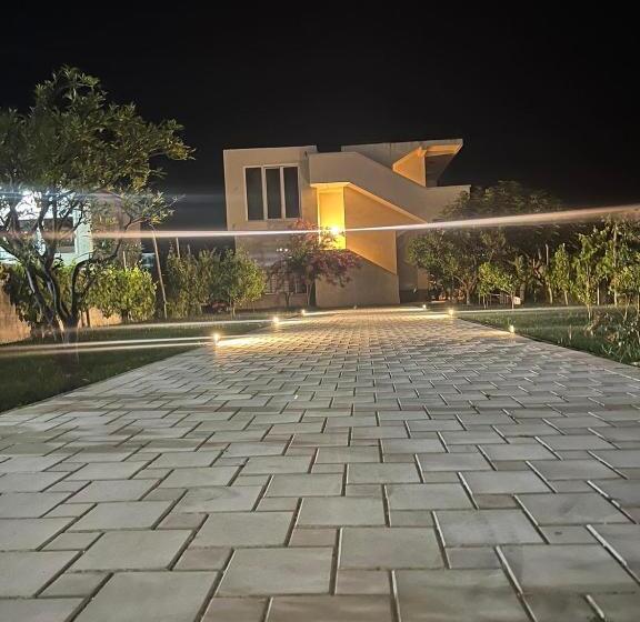 استودیوی استاندارد, Boci Rooms
