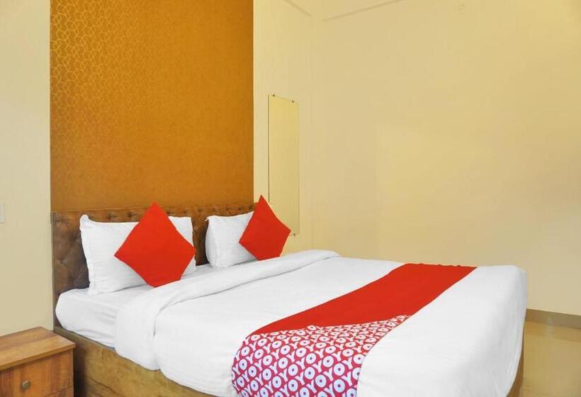 Трехместный Номер Классика, Super Oyo Flagship Hotel Dwell Inn
