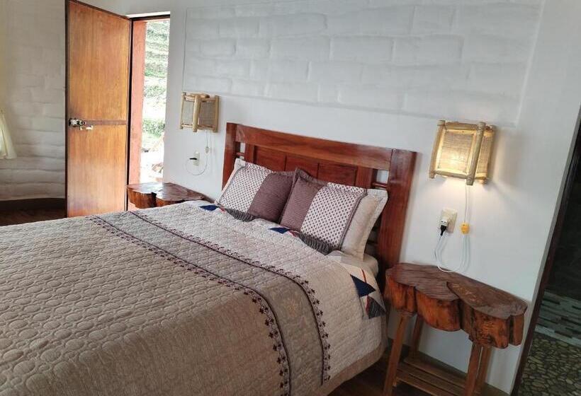 اتاق پریمیوم چهارنفره, Ecolodge Inti Wata