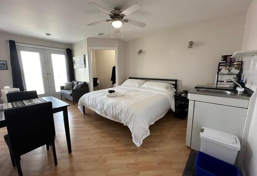 스탠다드 룸 킹사이즈 침대, Haileybury Lakehouse