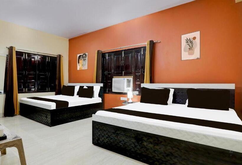 חדר קלאסי לשלושה, Super Hotel O R B Palace