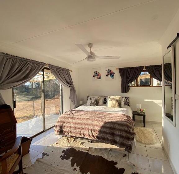 Номер Стандарт Вид на Горы, Sani Pass View Cottage