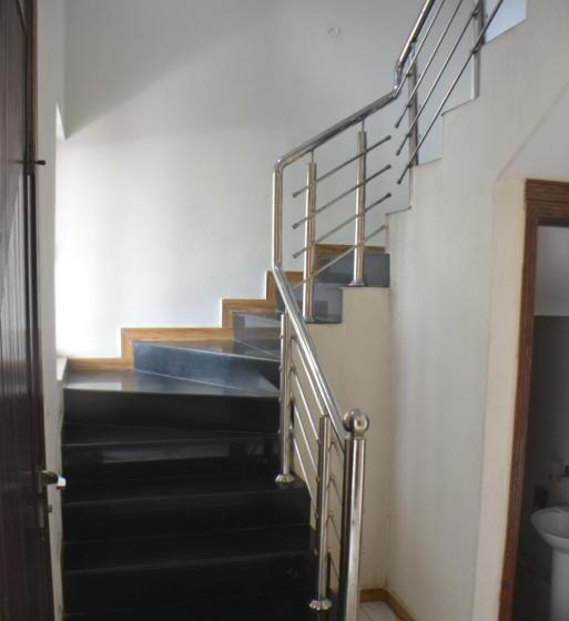 خانه 1 خوابه, Ukasha Guest House