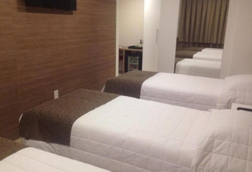 Номер Стандарт Трехместный, Holiday & Business Hotel   Em Frente Ao Centro De Eventos E Arena Conda