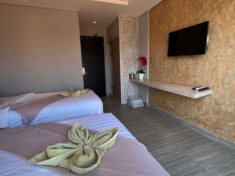 Номер Deluxe, Locomotive Hotel And Spa By Eps