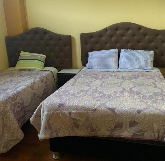 اتاق استاندارد با سرویس بهداشتی مشترک, Hostal Rosas Pampa