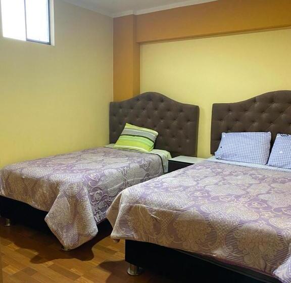 اتاق استاندارد, Hostal Rosas Pampa