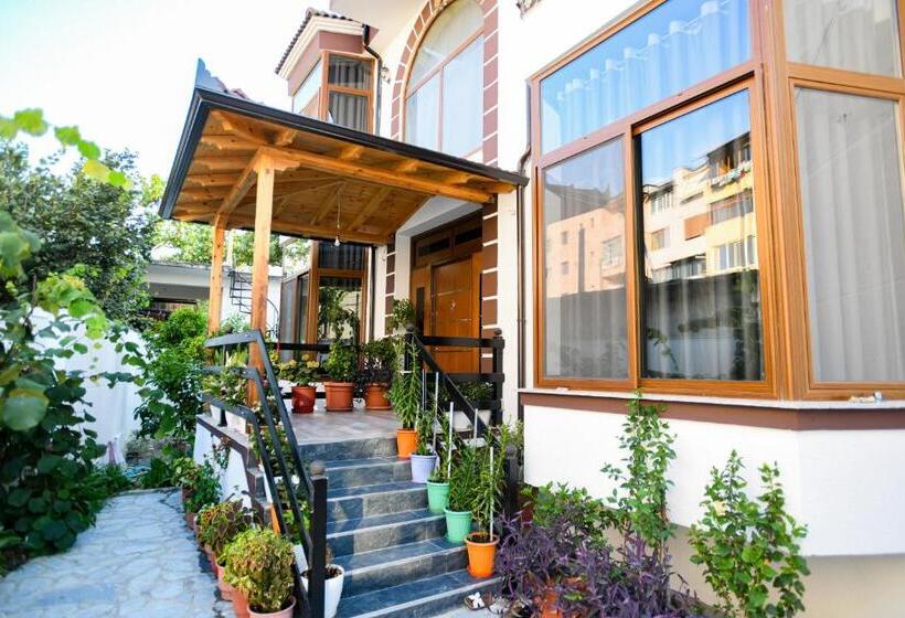 패밀리 룸, Vila Rivaaa