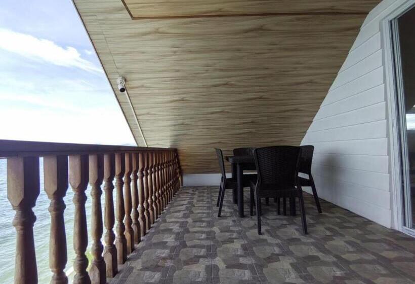 Вилла 2 Спальни, Sea Breeze Beachfront Villa Cebu