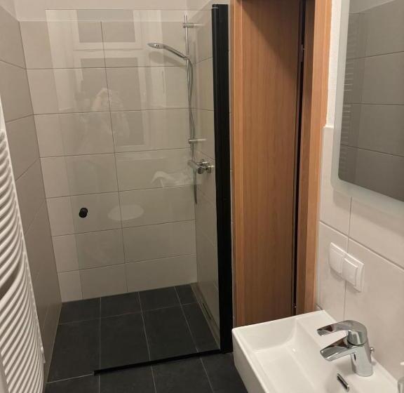 Шале 1 Спальня, Elbcampingfass Sächsische Schweiz In Pirna