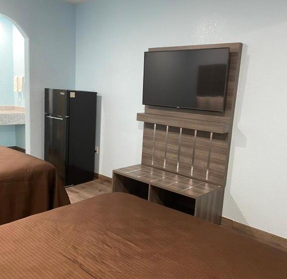 身障者適用クイーンサイズベッドルーム, Super Stay Inn And Suites   Iah Airport