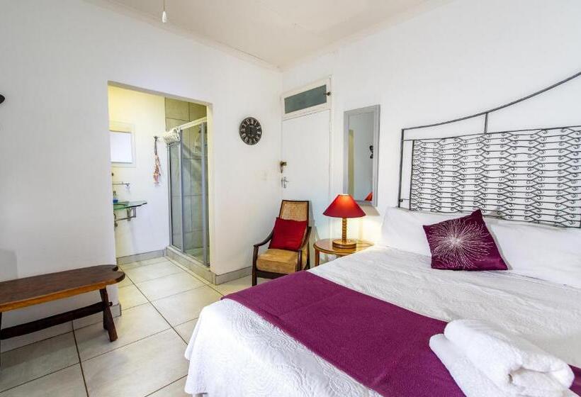 Номер Стандарт, Interlude Guest House