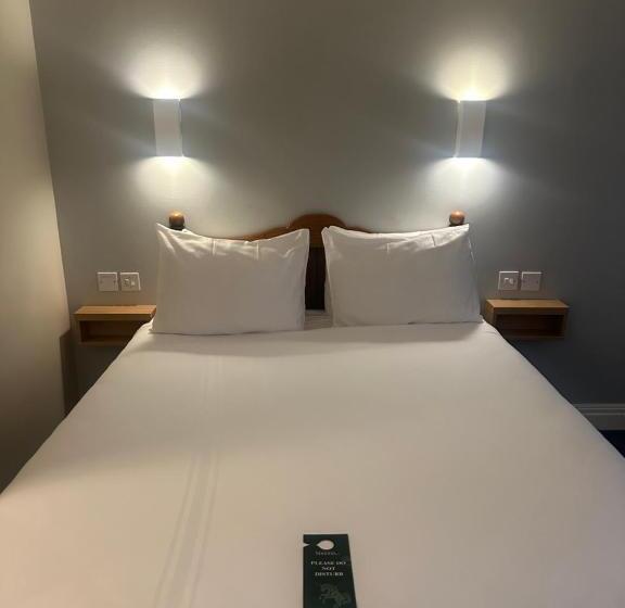 베이직 3인 룸, Go2 Glasgow Cumbernauld