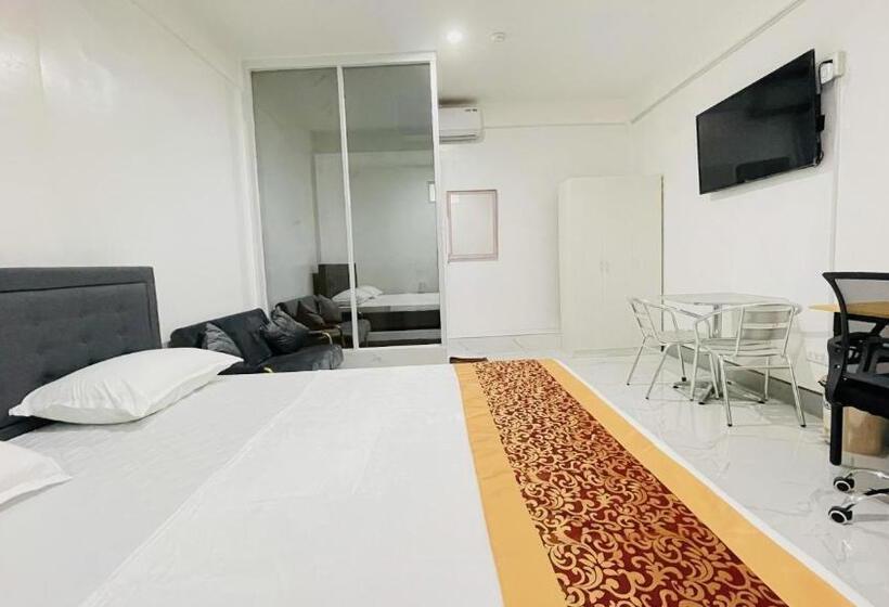 キングサイズベッドのスイートルーム, Legends Hotel Lemery Batangas