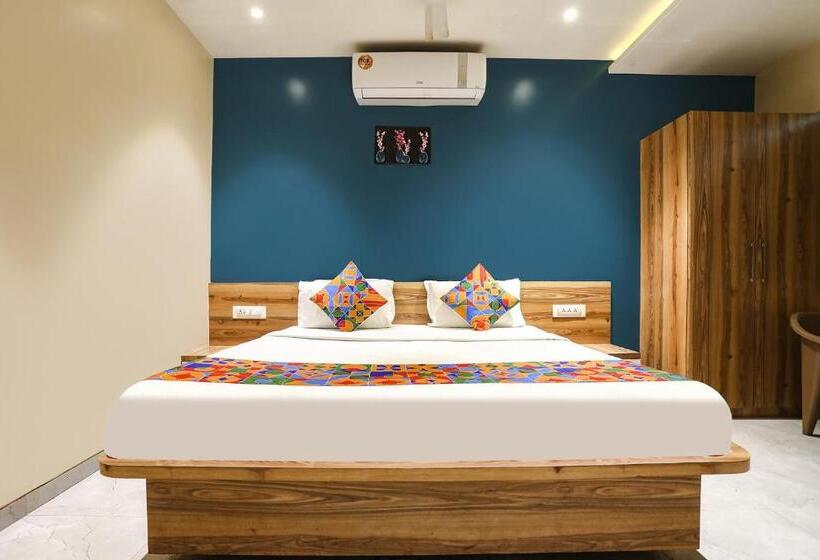 Номер Deluxe, Fabhotel Radhika Ex