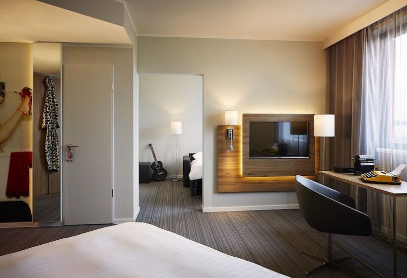 家庭间, Moxy Ludwigshafen