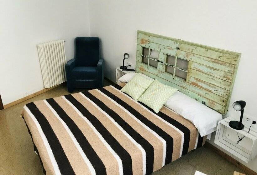 スタンダードルーム, Mucha Masia Hostel Rural Urba