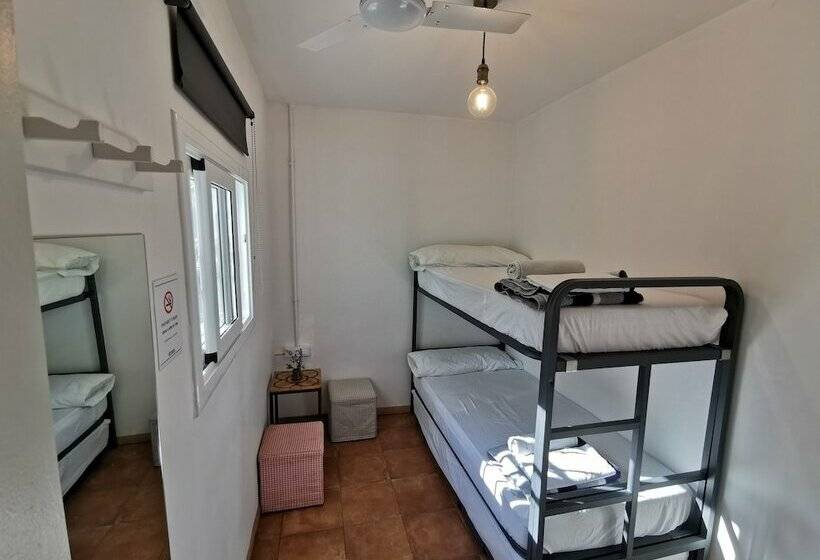 ベーシックルーム, Mucha Masia Hostel Rural Urba