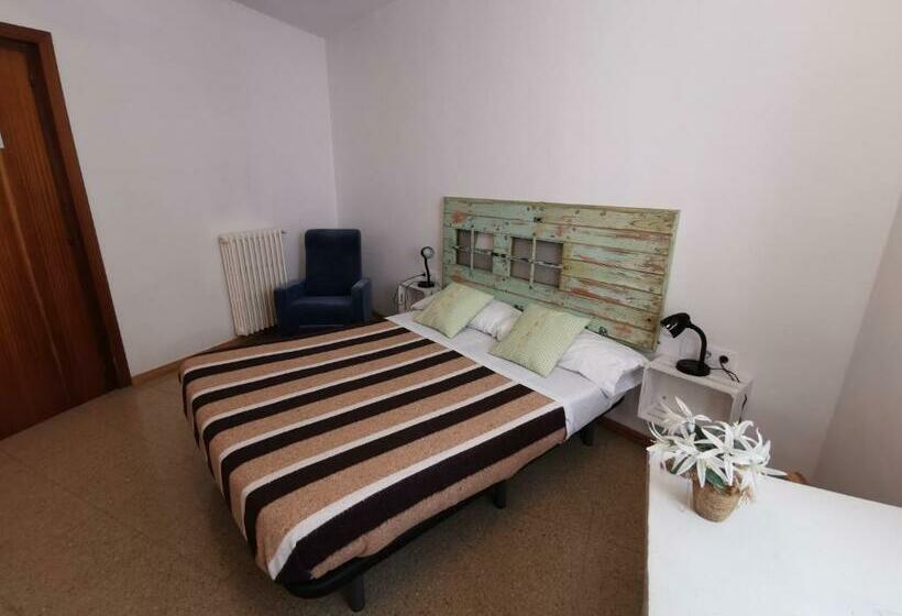 スタンダードルーム, Mucha Masia Hostel Rural Urba