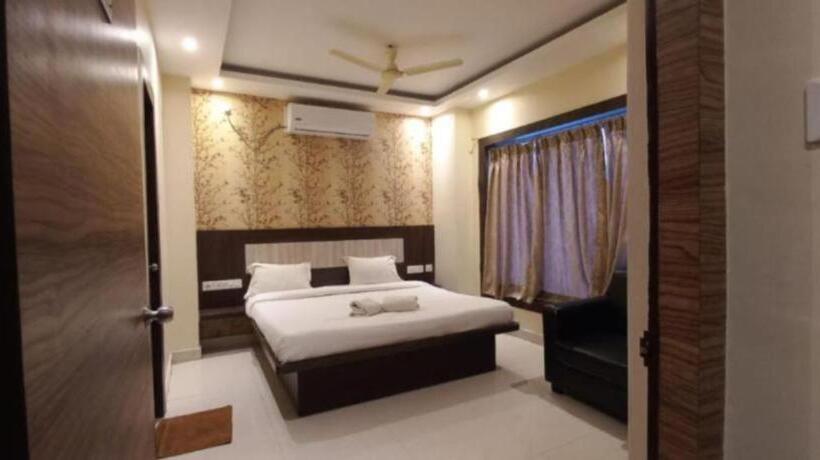 Номер Superior, Home Town Puri Near Temple & Golden Beach  Lift  Wifi With Restaurant Facilities  By Morservices