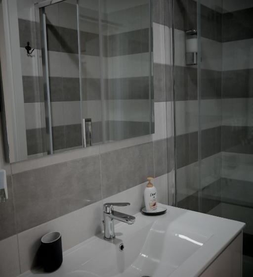 اتاق لوکس با بالکن, Allaportaccanto Bed & Breakfast