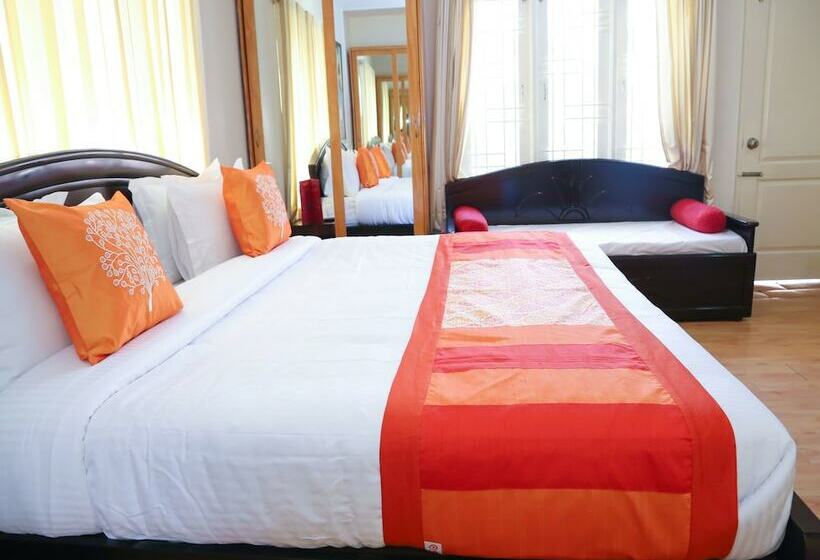 Standart Oda, Oyo Apartments Near Balaji Colony