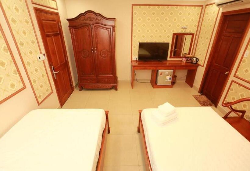 اتاق استاندارد, Thanh Tai Hotel 1