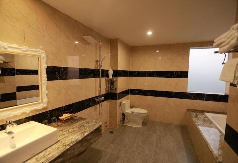 سوییت, Thanh Tai Hotel 1
