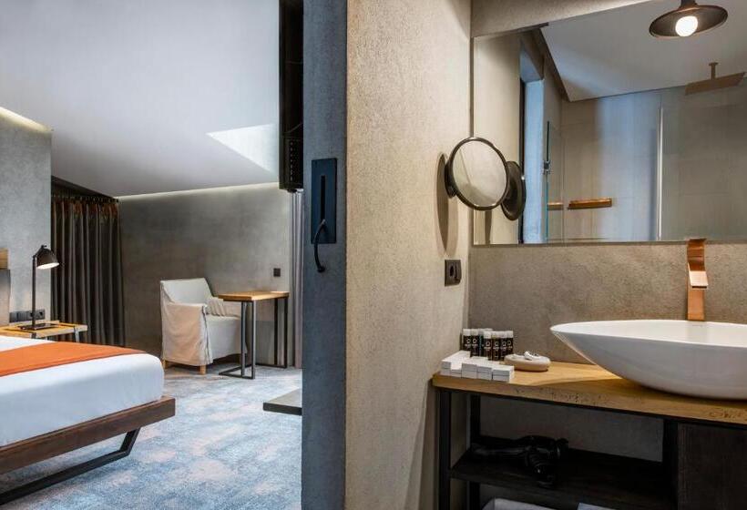 اتاق استاندارد با تراس, Iota Hotel Tbilisi