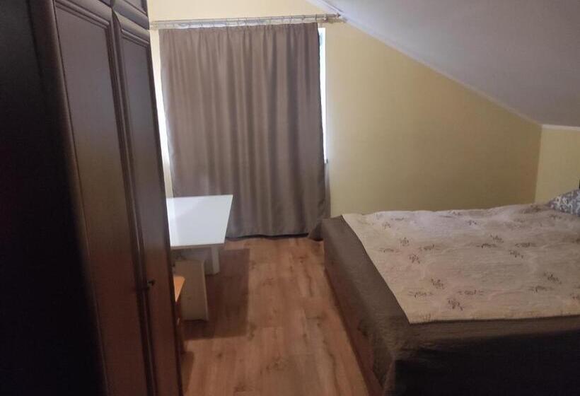 Трехместный Номер Superior, Krone Hostel