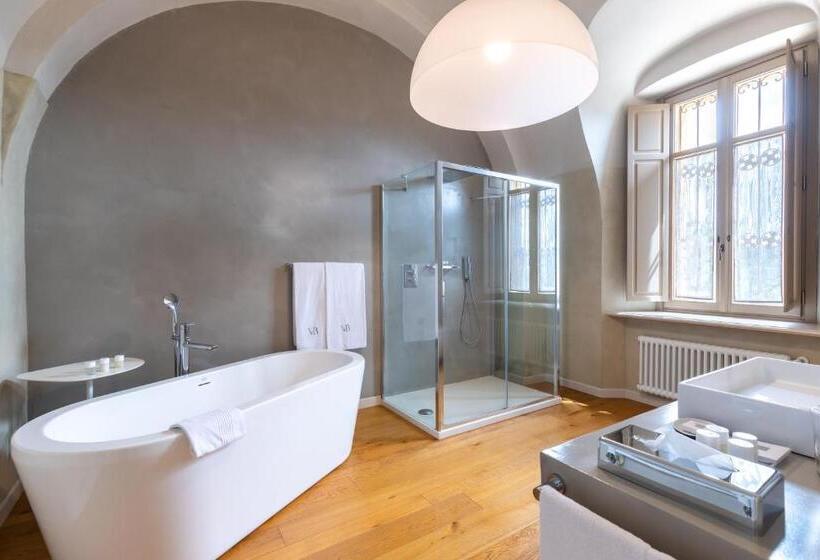 Полулюкс Повышенной Комфортности, Relais Villa Del Borgo