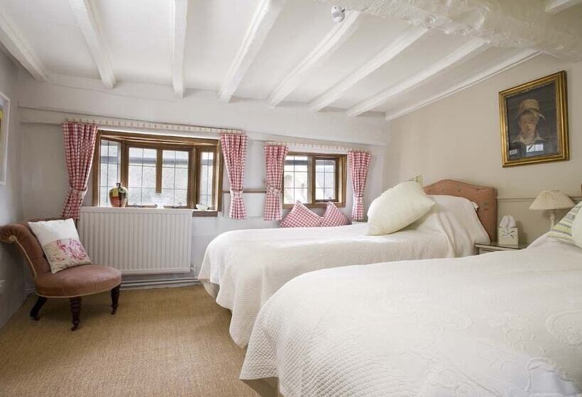 Номер Deluxe, The Old Manor House