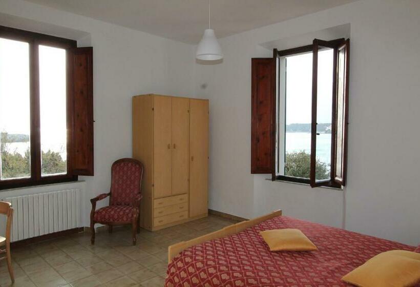Номер Стандарт, La Marinella