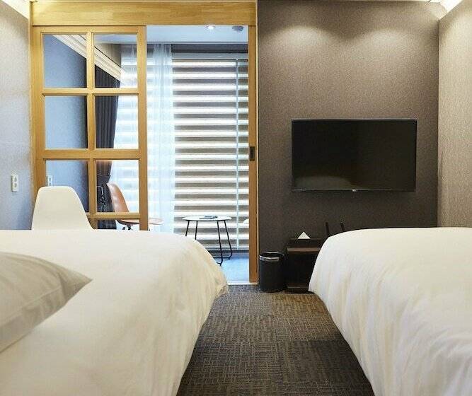 Номер Deluxe, Royal Square Hotel Seoul