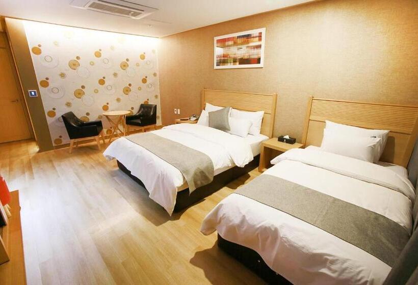 패밀리 스위트, Paju Golden Hill