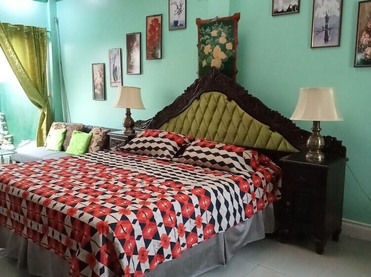 جناح ديلوكس, Villa 301 B&b