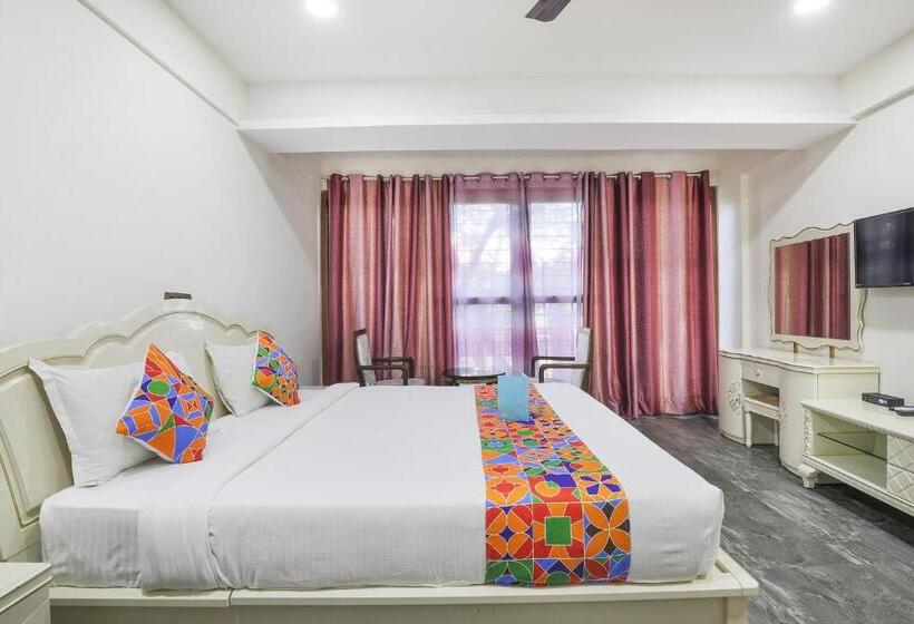 Трехместный Президентский, Fabhotel Frazer Suites   Nr Bangalore Cantt Railway Station