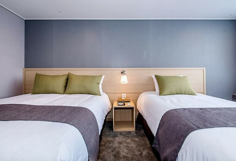 Номер Deluxe Вид на Море, Shalom Jeju