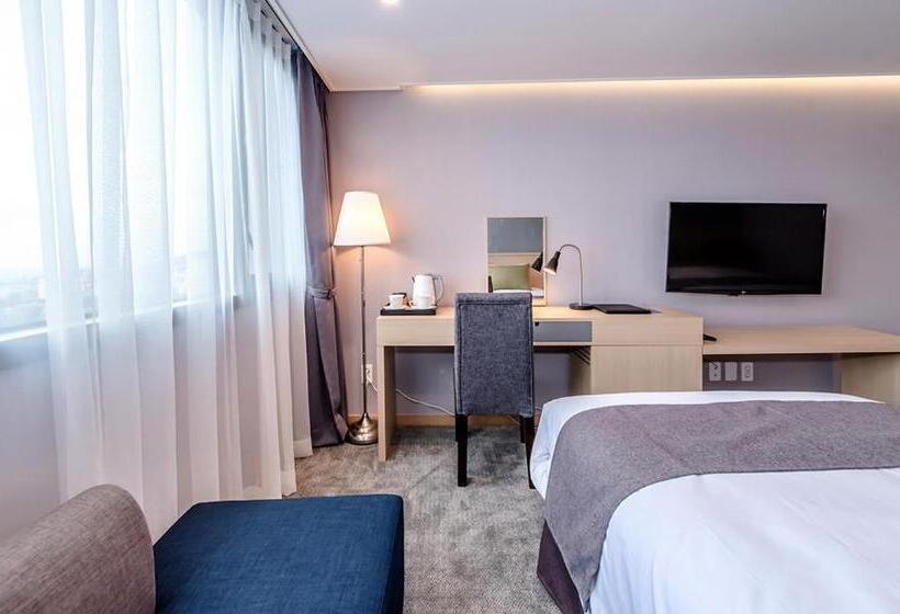 Номер Deluxe, Shalom Jeju